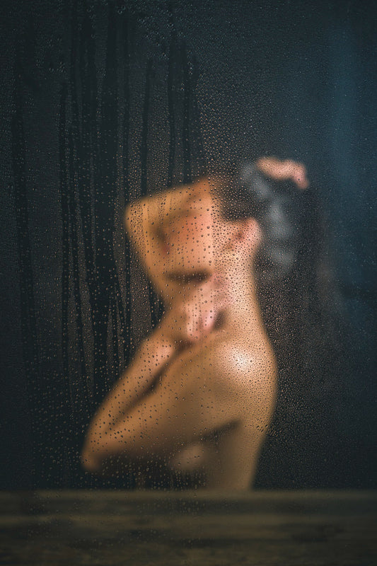 Les bienfaits insoupçonnés de la douche froide : un rituel simple pour booster votre bien-être